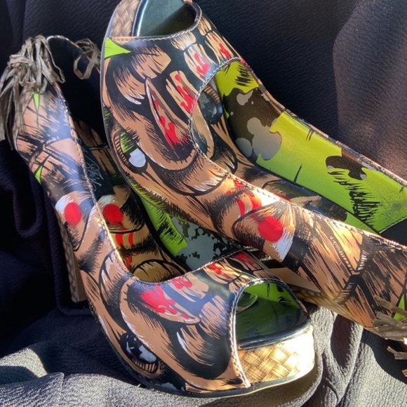 IRON FIST TIKI TOES LADIES PLATFORM SHOES - Picture 12 of 12